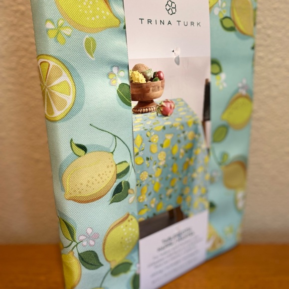 Trina Turk Lemon Tablecloth, 52" x 70" Oblong, Indoor/Outdoor, Lemon Tablecloth - Picture 4 of 10